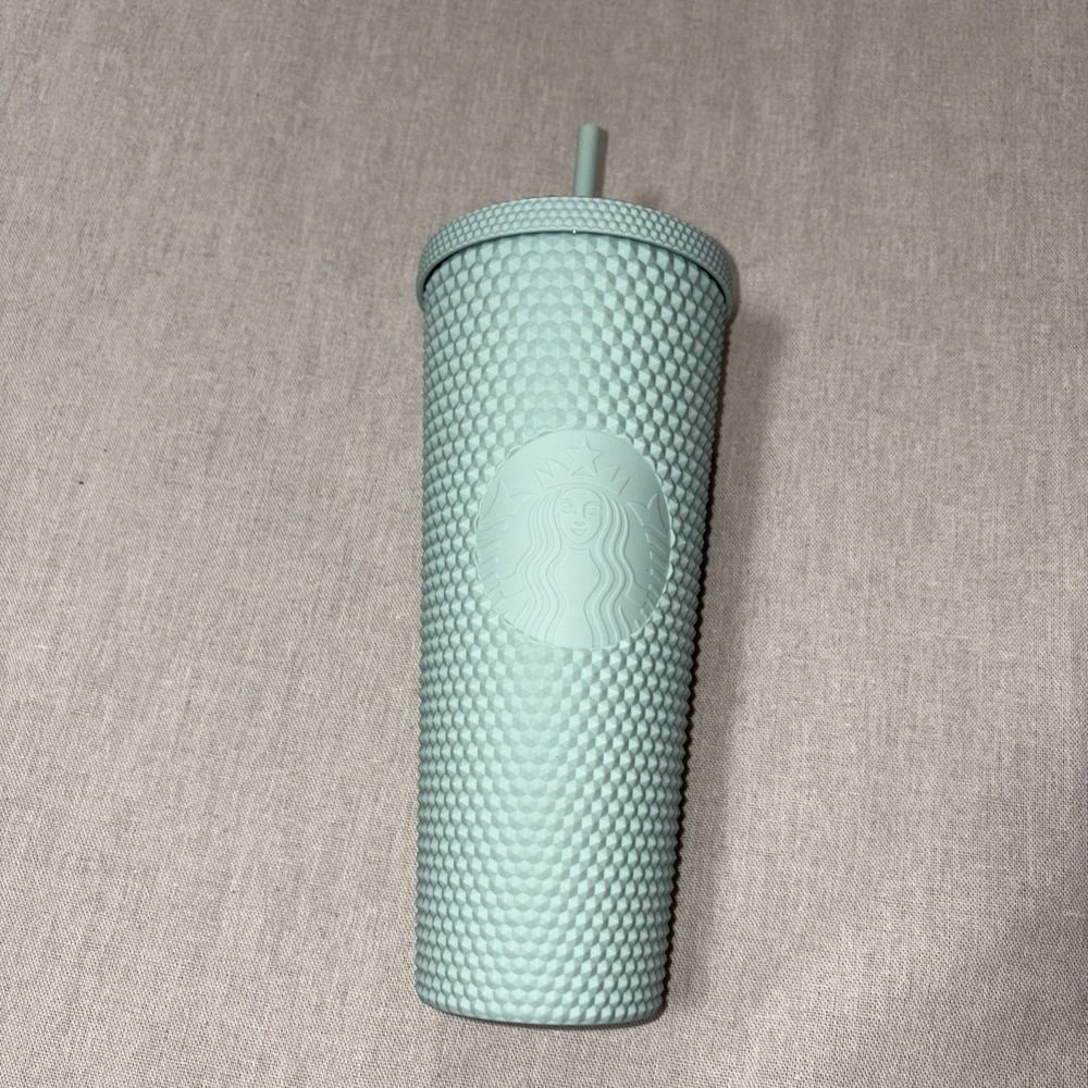 Starbucks 2021 Matte Mint Green 24oz Studded Tumbler Cold Cup‎ Venti